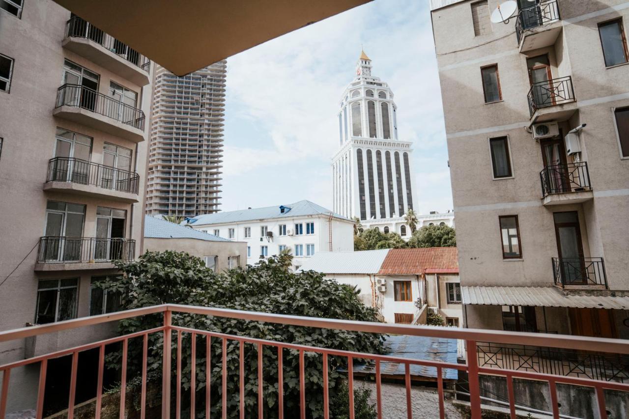 Hotel General บาทูมิ ภายนอก รูปภาพ
